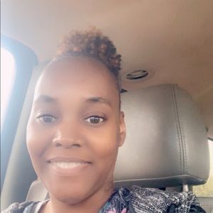 Meet your Posher, Shree